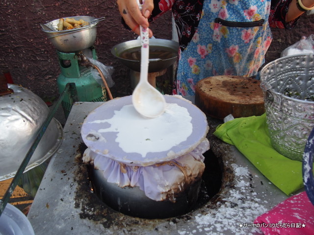Sunday Vietnamese Market Samsen bangkok (6)