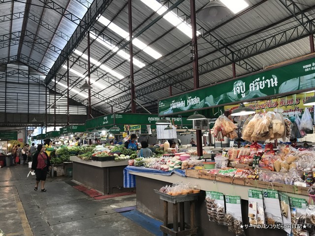 Sri Yan Market バンコクローカル 市場 DUSIT 旧市街 (2)
