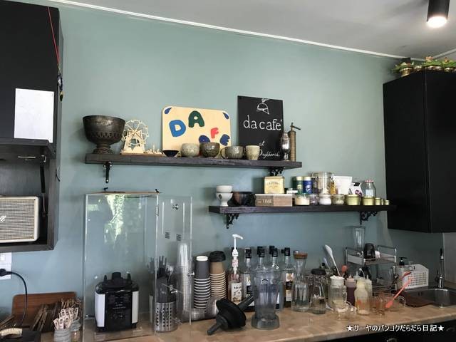 Baan Ongkharak Da cafe バンコク Dusit カフェ (3)