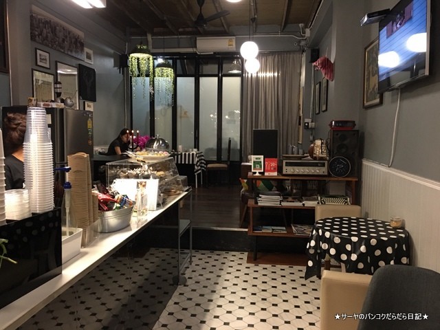 Goodwellas cafe thonglor (1)-001