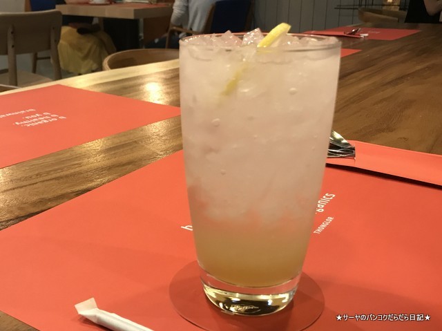 バンコク Brainwake Organics Thonglor (6)