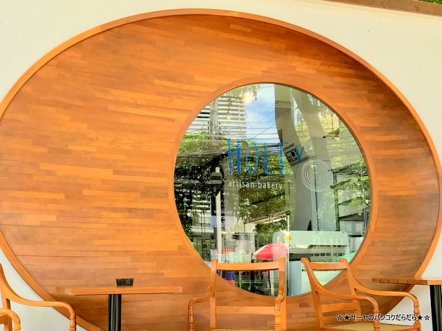 ¥¢¥ë¥Æ¥£¥¶¥ó¡¡Holey Cafe Bangkok ÈþÌ£¤·¤¤