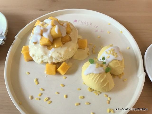 CRACK パンケーキ バンコク カフェ (4)