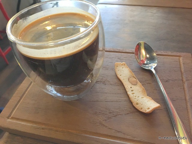 Amatissimo Caffe バンコク カフェ (1)