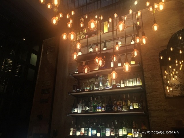 Hunts Eatery & Bar Bangkok オシャレ バンコク