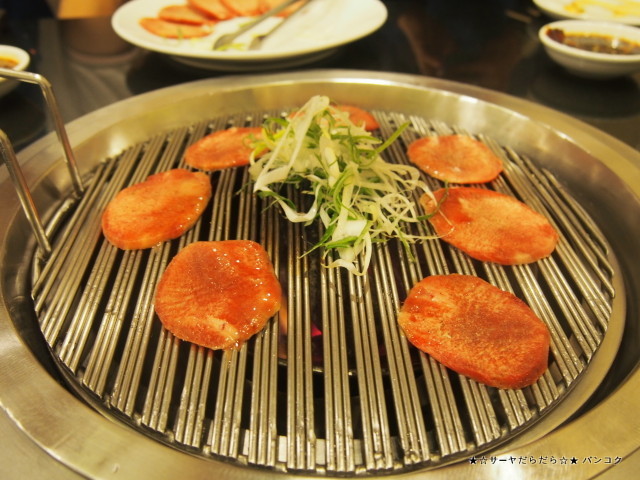 焼肉 カーニバル トンロー エイト 鮨忠 バンコク