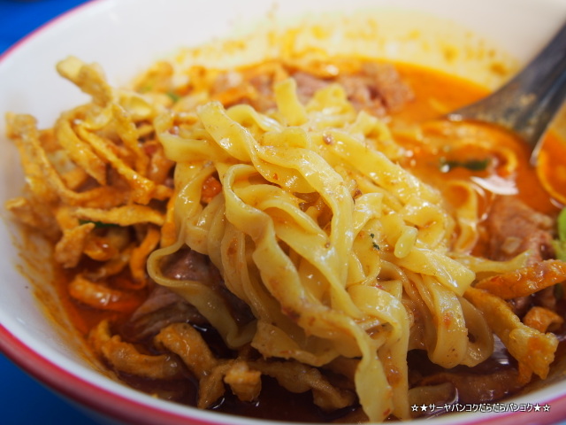 KOR TOR MOR ROTDET NOODLE チェンマイ カオソイ