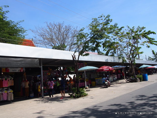 Wat Saman Rattana Ram 市場 チャチュンサオ