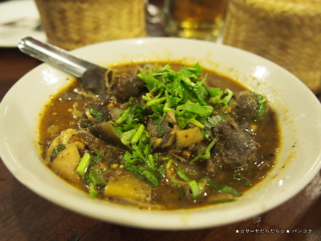Huen Muan Jai Restaurant フアンモンチャイ ジャイ チェンマイ