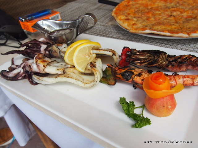 Calypso Restaurant & Bar ボラカイ島