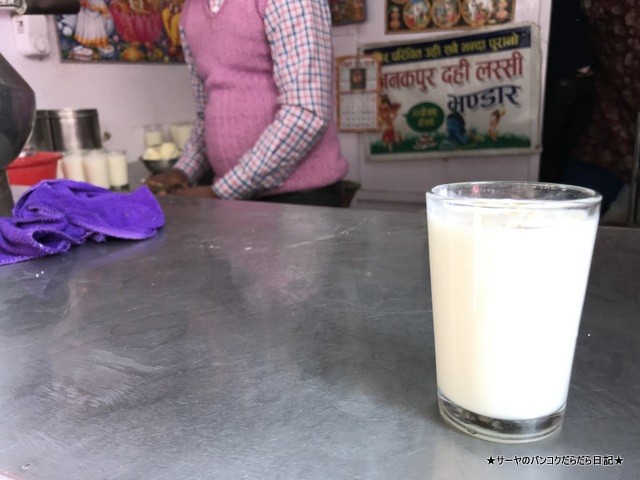 Janakpur Dahi Lassi Bhandhar カトマンズ ラッシー (3)