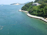 上から遊歩道