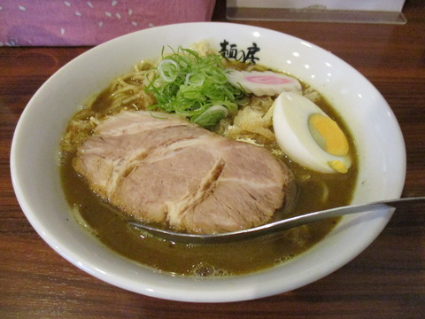 08 麺の房 味わい亭 咖喱とんこつ