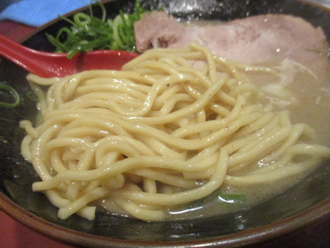 16 ら~めん 豚鬼 楽描製麺
