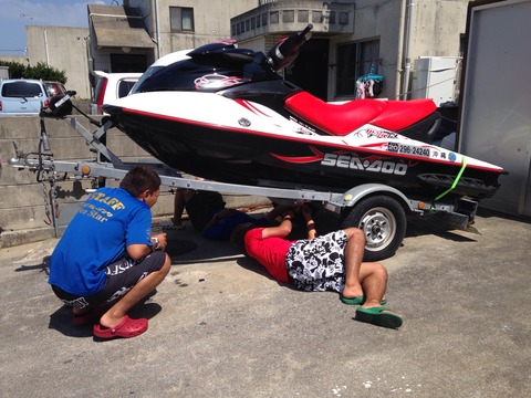 ペンキ塗り！！