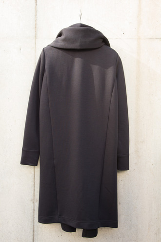 BS8R2242