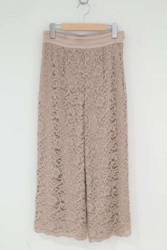 BS8R8569