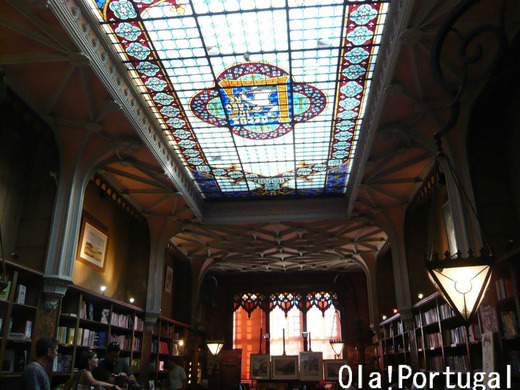 Livraria Lello e Irmao, Porto, Portugal