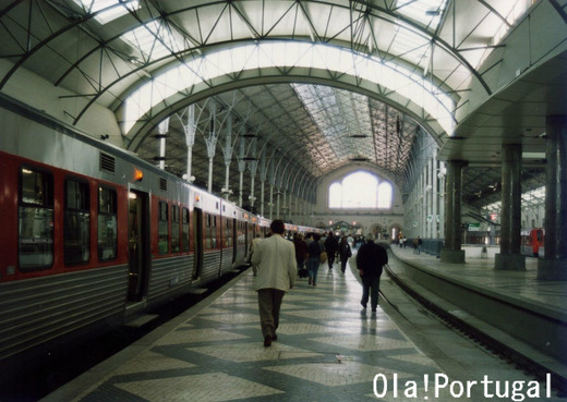 リスボン、ロシオ駅 Ola! Portugal与茂駄とれしゅ