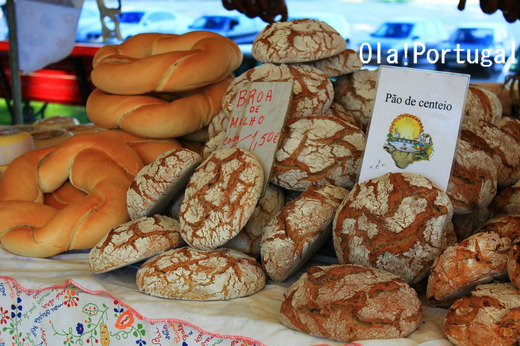 ポルトガル北部のパン:Broa ブロア(とうもろこし粉のパン)