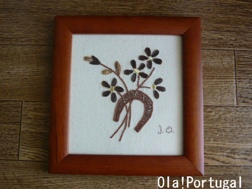 ポルトガル手工芸:栗皮の刺繍(マルヴァオン)