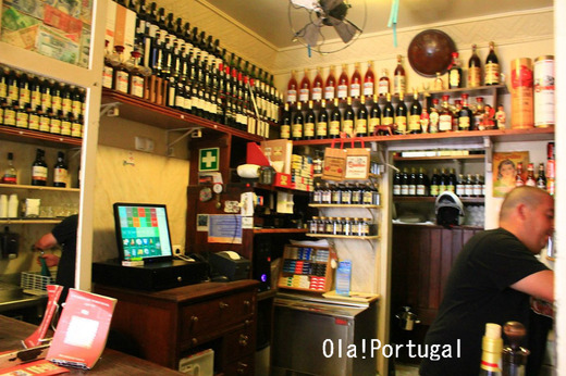 ポルトガル・リスボン旅行記:一杯飲み屋
