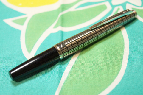 fb094508-s.jpg