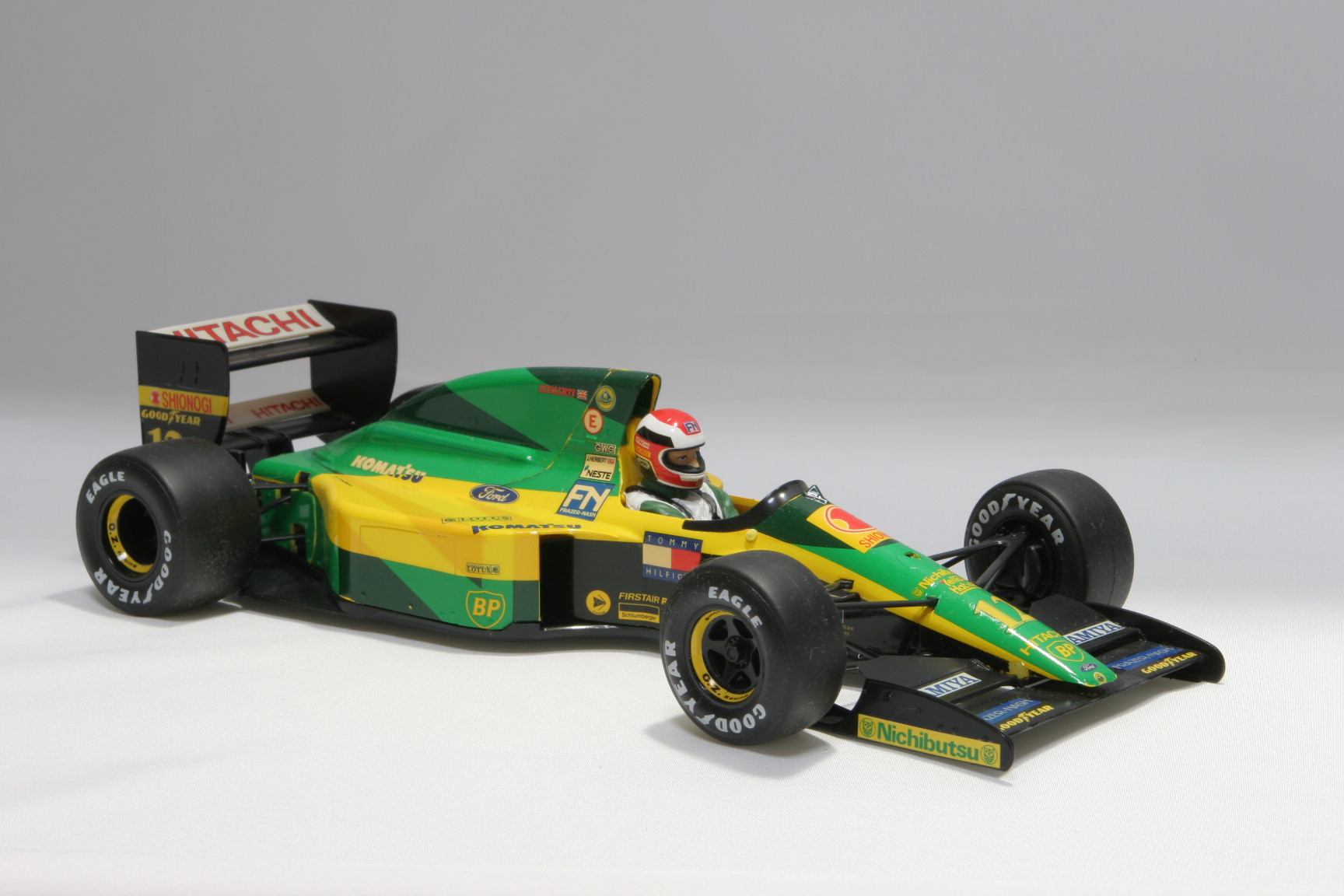 タミヤ 1/20 グランプリコレクション No.52 1/20 フェラーリ F2001 20052 タミヤ 最安値価格 白露