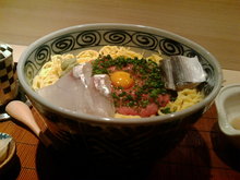 ネギトロメインの三色丼