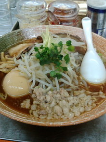 味玉覆面 背脂