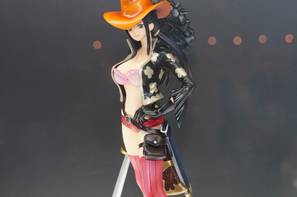 ３