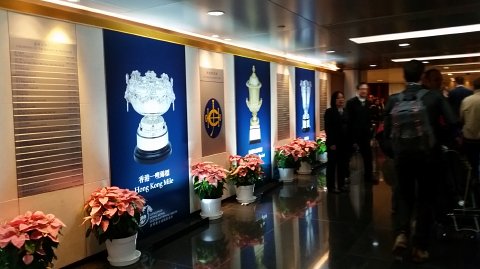 1052 (2)
