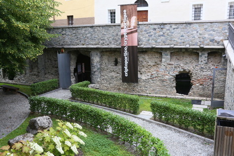 1536 (12)