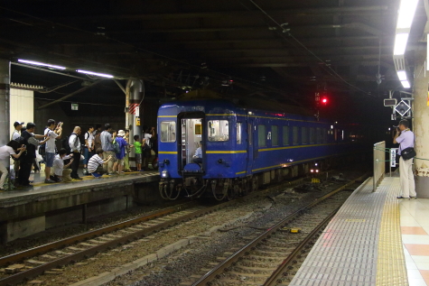 A16R8671