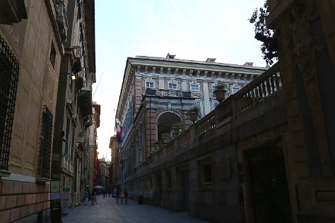 2009 (18)
