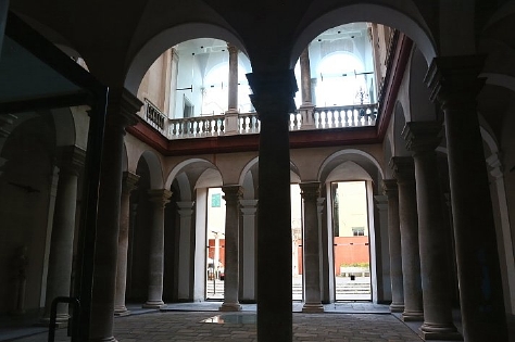 2009 (29)