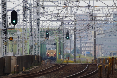 0825b