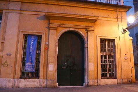 2009 (56)