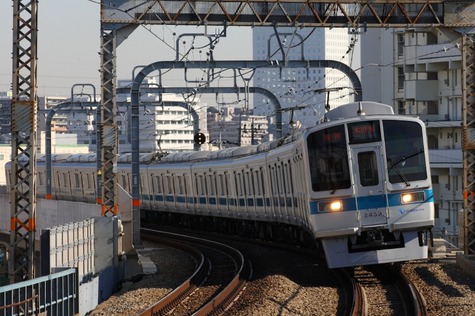 1044 (4)