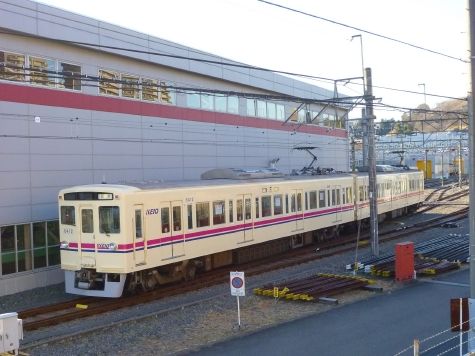 6412F04