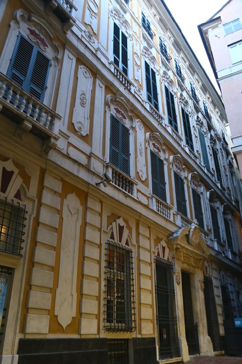 2009 (48)