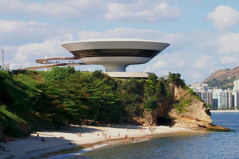 Niterói-Contemporary-Art-Museum-Rio-de-Janeiro-Brazil