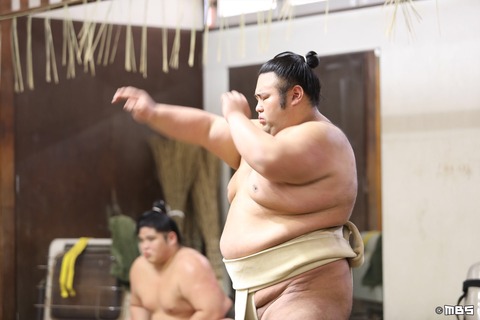 661CD6E8-30D1-4E72-9A7D-01BFAE7A8E32