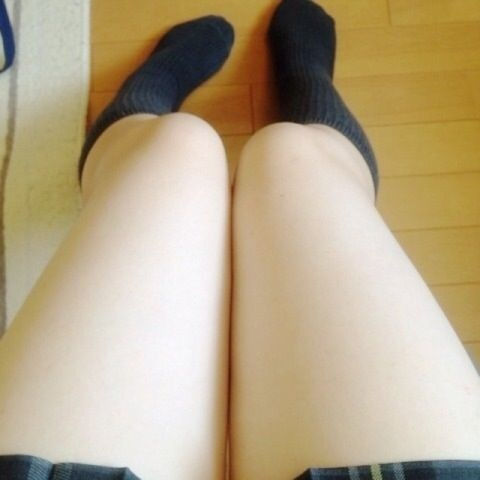 美脚画像が集まるスレ【三次】:桃色画像ナビ様