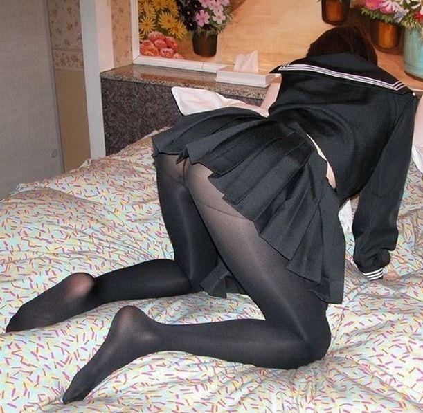 黒ストタイツの季節がきたぞおおおおおおおおおおおお