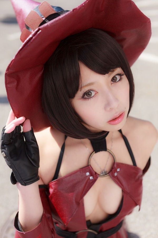 【コスプレイヤー】のおっぱいが異常発達してる件!:桃色コレクション様