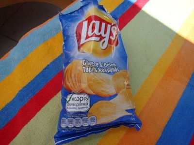 ants_and_chips_03