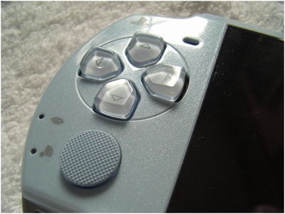 PSP-2000 (6)