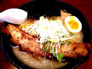 炙りチャーシュー麺(加工後)