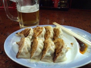 餃子&ビール(加工前)